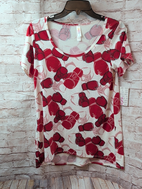 LuLaRoe Tops - LuLaRoe Classic Tee Shirt Red Boxing Glove Print Small New Nwt